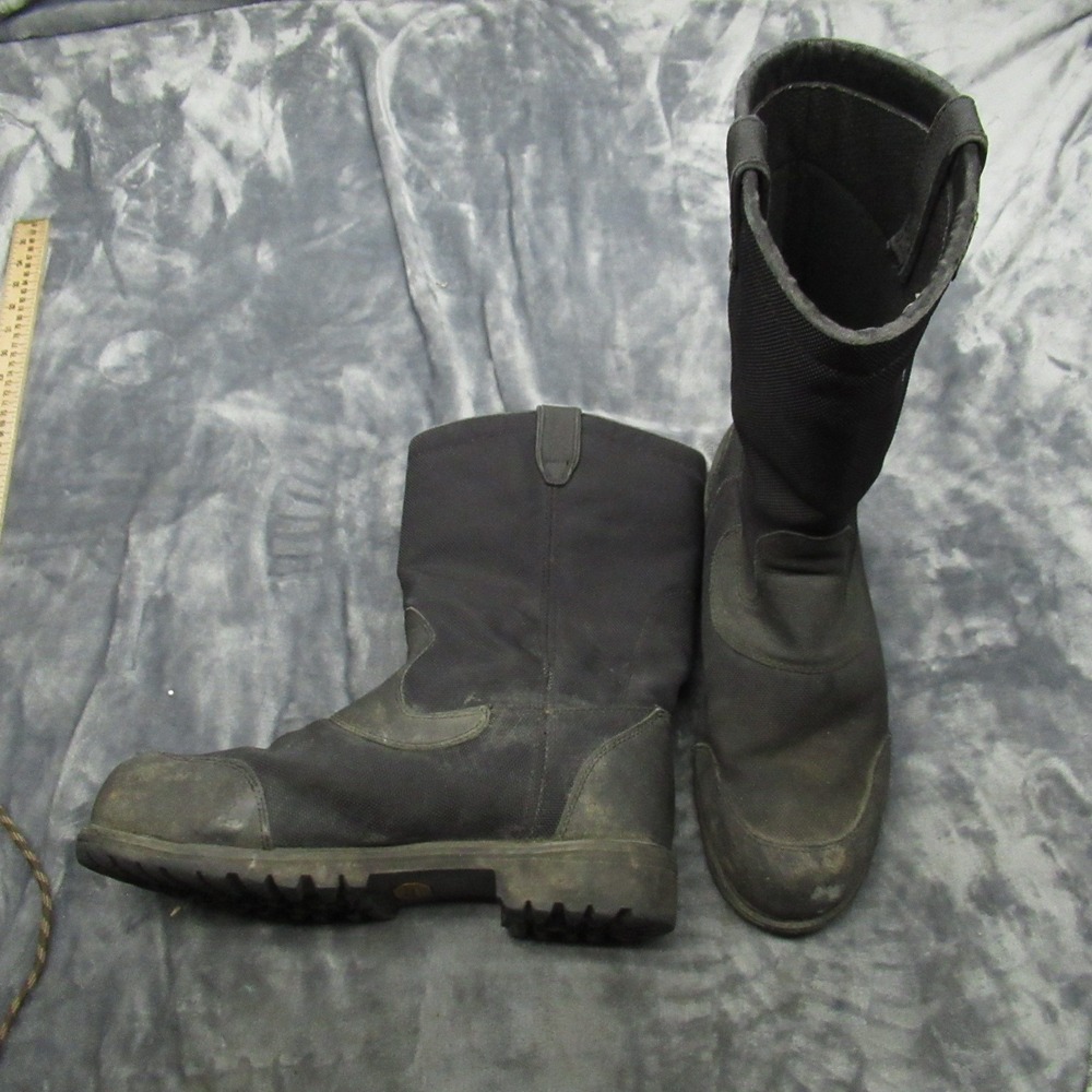 Chippewa Work Boots Men 12 Black Waterproof Steel Toe Log Tall Rugged Heavy Duty